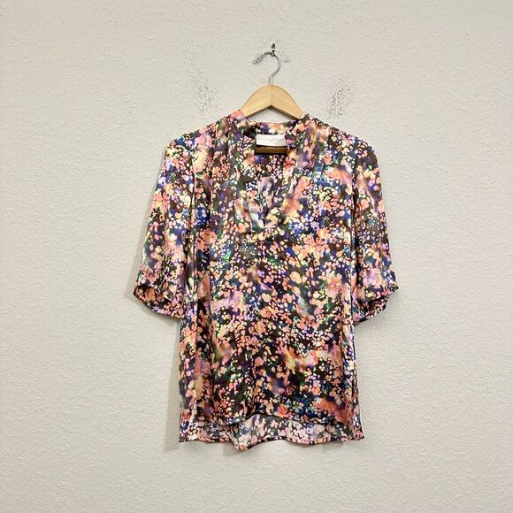 GINGER & SMART Dream State Silk Blouse V-Neck in Multi Abstract Print - Picture 1 of 9